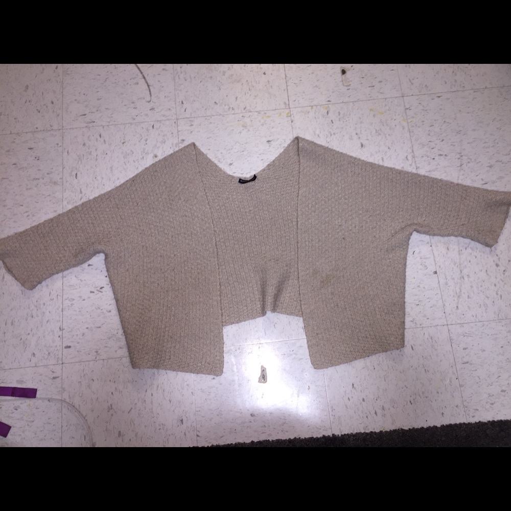 Brandy Melville sweater